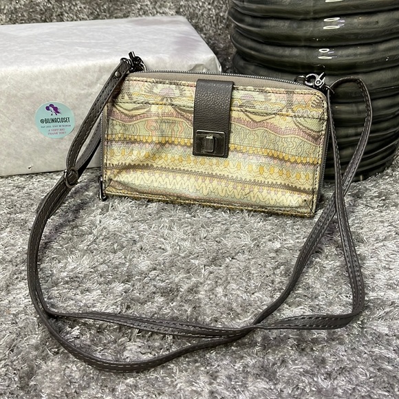 Sakroots Handbags - PP.) Sakroots Crossbody Long Wallet